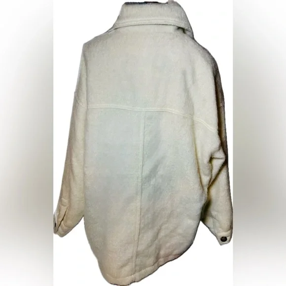 Universal Thread Cream Button-Front Shacket with Patch Pockets - Picture 2 of 5